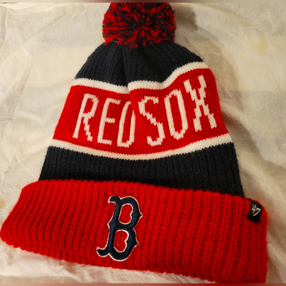 New- '47 Brand Boston Red Sox Knit Winter Beanie/Hat/Cap/Pom-Pom/ One Size